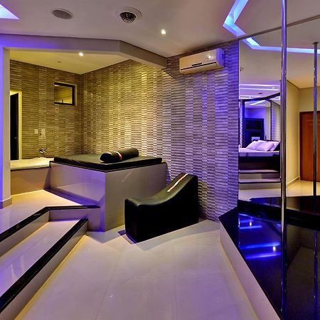 Deslize Motel 4 Уберландія Екстер'єр фото